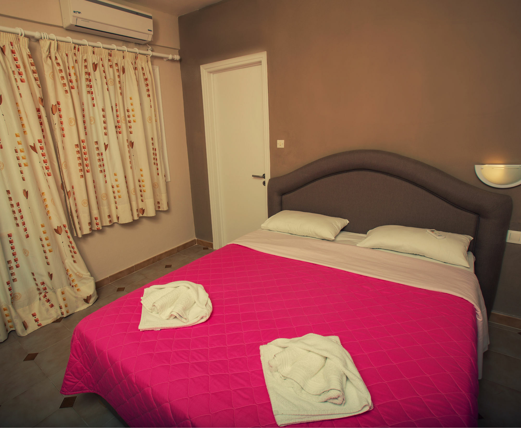 Sunshine Resort Ласі Екстер'єр фото